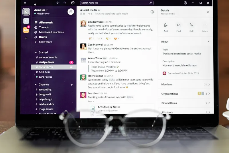 The Screenshot Trap: Why Async Visual Sharing Creates More Confusion Than Clarity